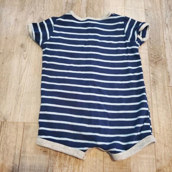 Carters 6 month striped one piece - Picture 3 of 6